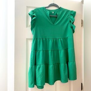 Women’s long flowy green blouse